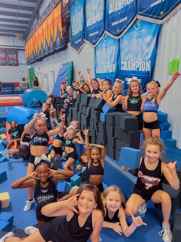 Happy Cheer girls